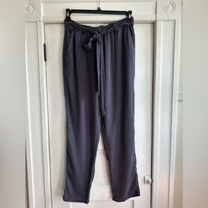 Lightweight Tapered Pant